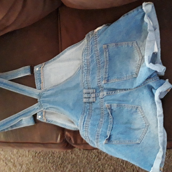 Denim Boulevard overalls denim shorts - Picture 4 of 7